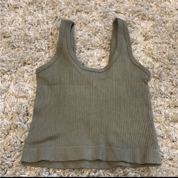 Urban Outfitter Crop Top - Picture 3 of 5